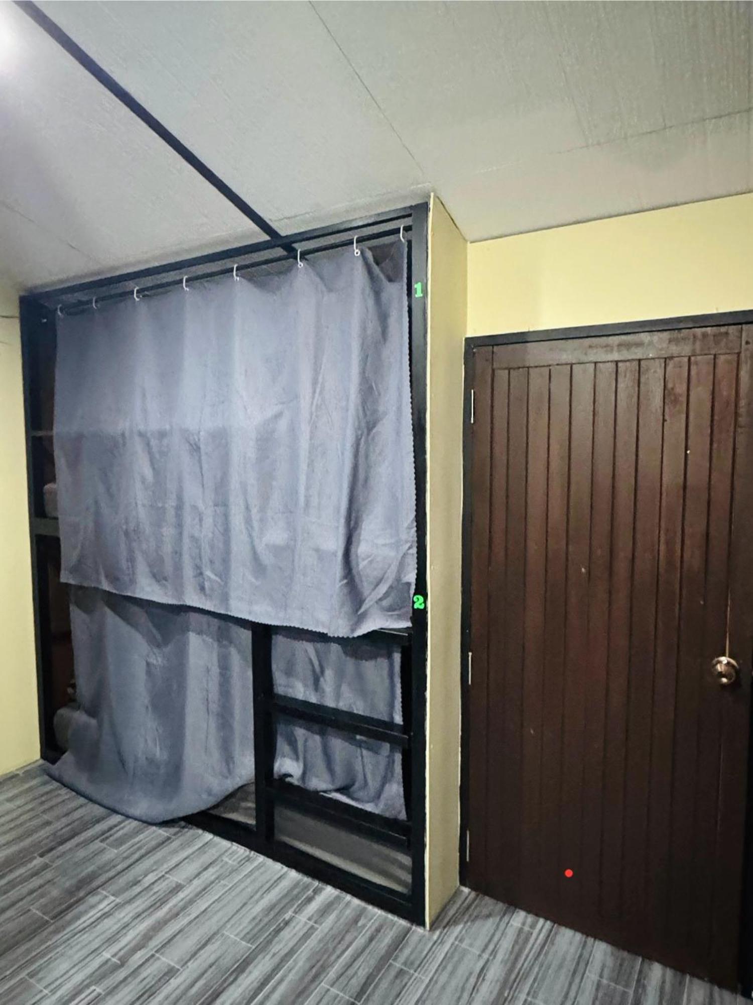 The 10 Club Hostel Тонг Сала Экстерьер фото